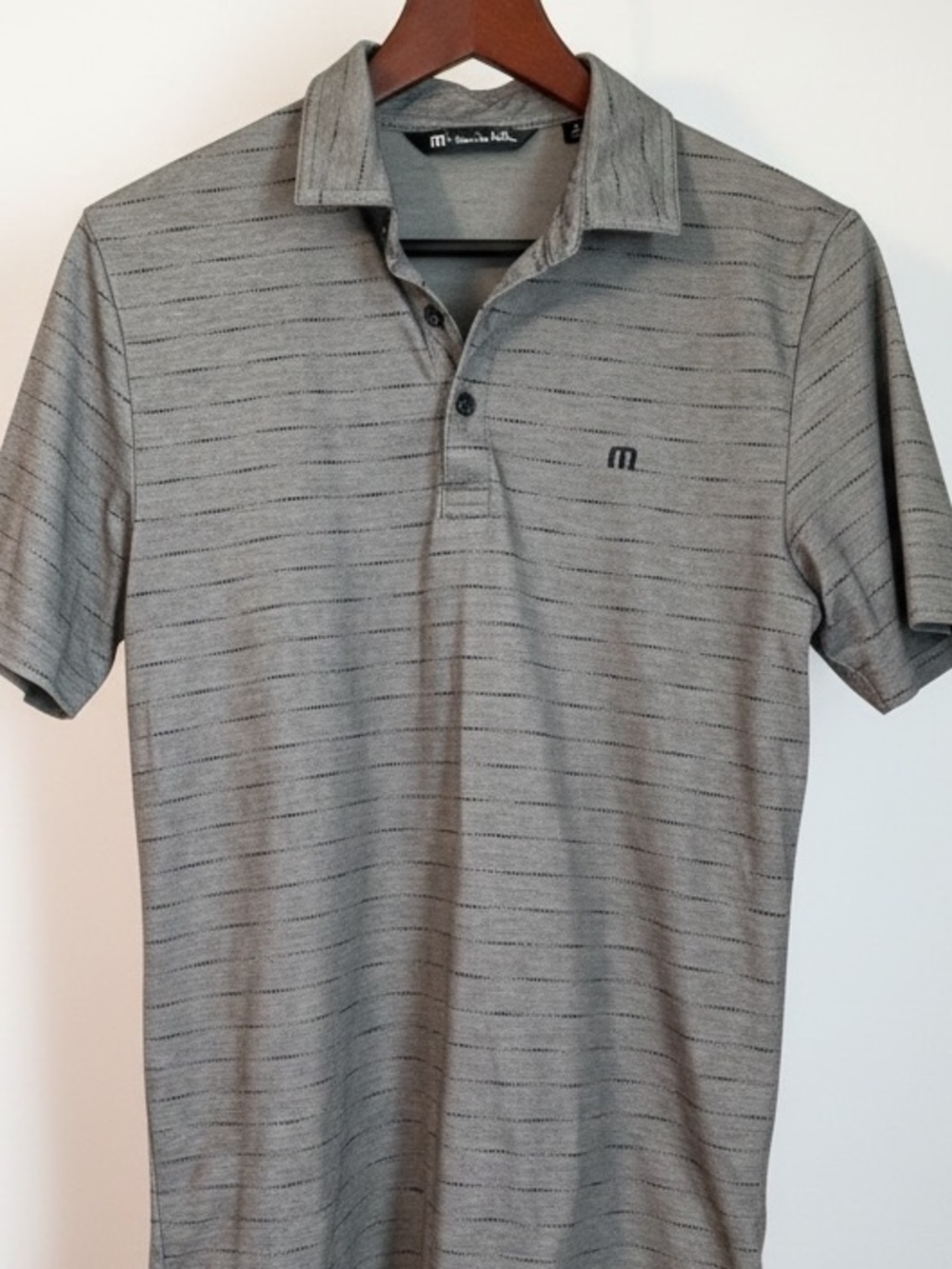 Travis Mathew Men’s Gray Striped Pima Cotton Short Sleeved Golf Polo NWOT